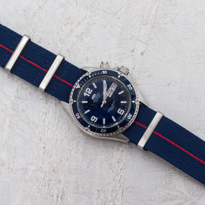 #color_navy-blue-and-red